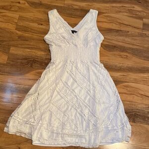 Chris McLaughlin White Sleeveless V-Neck Mini Sundress Size 8
